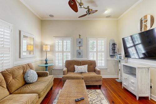 North-Central House | 1 Francis