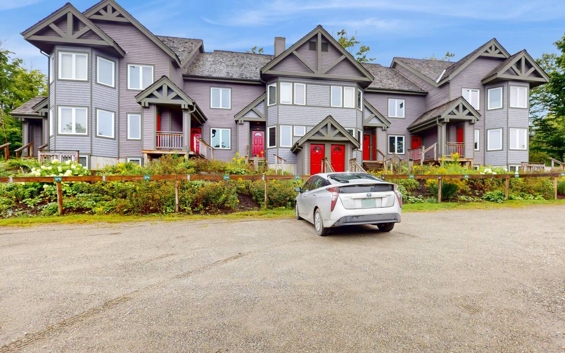 North Troy Condo | 101 m² Condo ∙ 2 bedrooms ∙ 6 guests