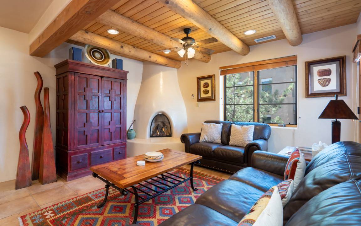 Downtown Santa Fe Condo | 105 m² Condo ∙ 2 bedrooms ∙ 4 guests