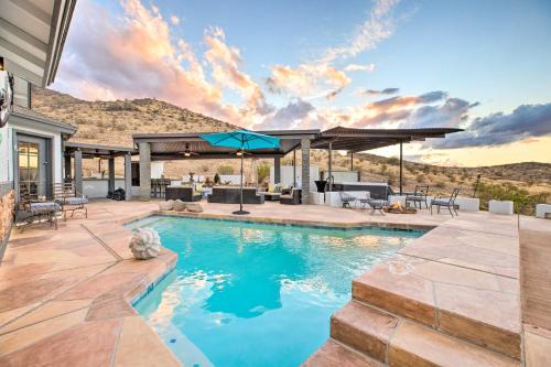 Laveen Village House | 11 Mi to Dtwn Phoenix! Mtn-View Retreat w/Hot Tub