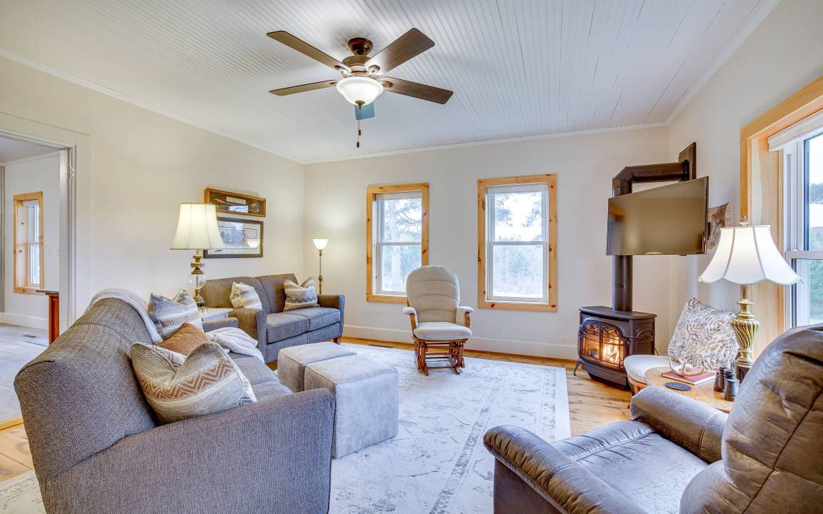 Hixton House | 111 m² House ∙ 3 bedrooms ∙ 6 guests