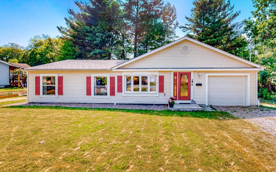 South Burlington House | 130 m² House ∙ 3 bedrooms ∙ 6 guests