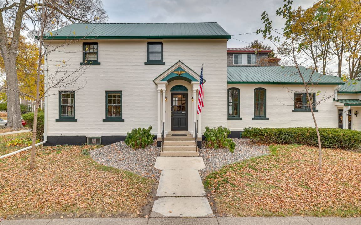 Winona House | 157 m² House ∙ 3 bedrooms ∙ 5 guests