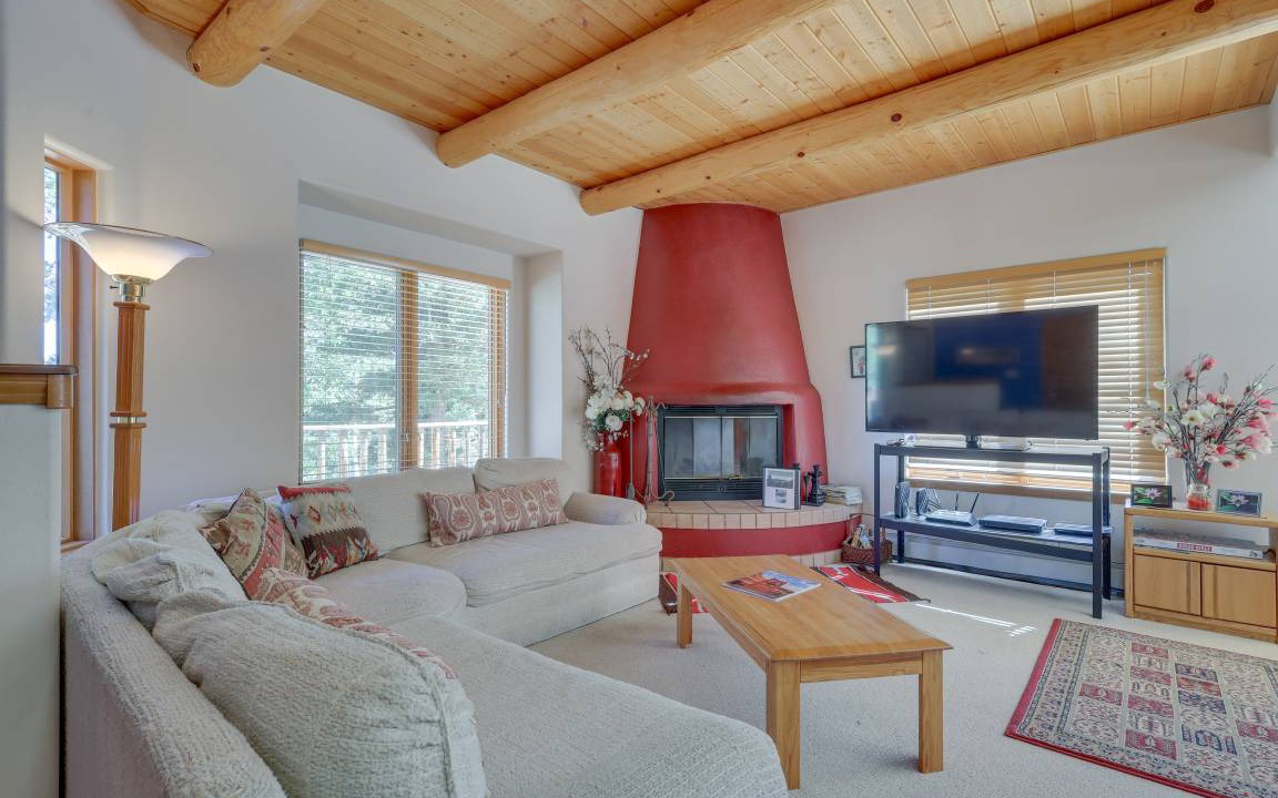 Amalia House | 185 m² House ∙ 3 bedrooms ∙ 6 guests