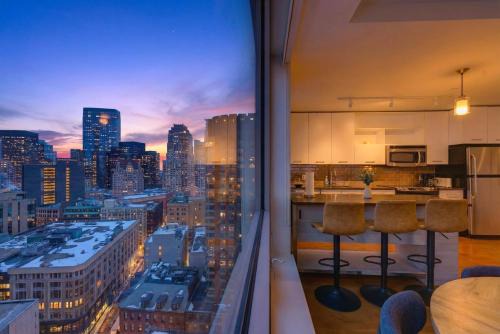 Theatre District Apartment | 2 Bedroom Lux Apartment in Downtown Boston Tower
