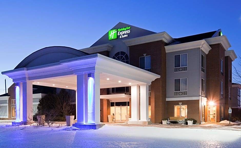 Superior Hotel | 2-Star Hotel ∙ Holiday Inn Express & Suites Superior, an IHG Hotel