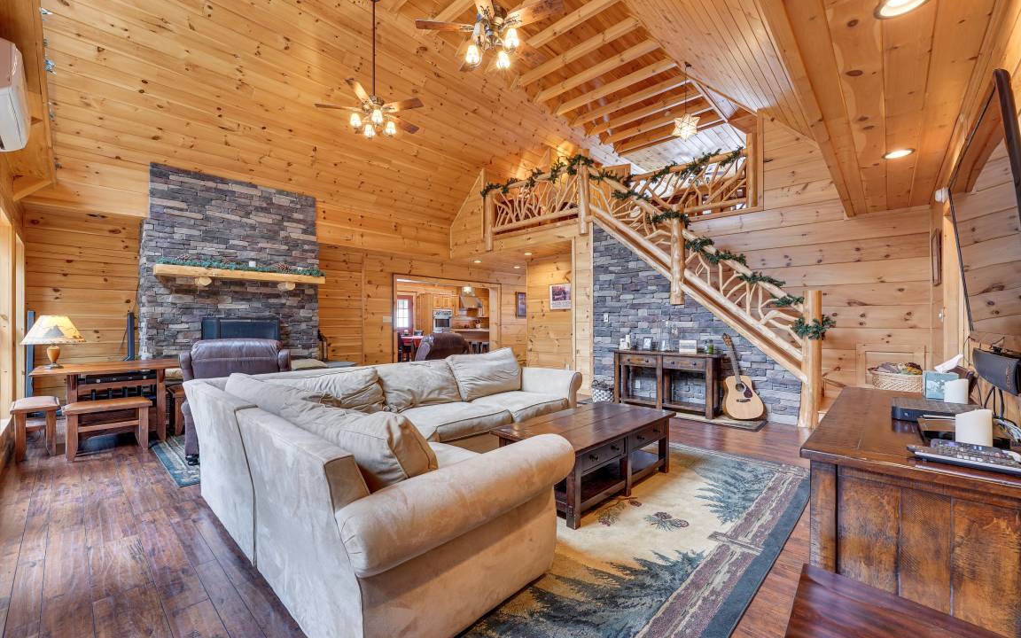 Old Forge House | 213 m² House ∙ 3 bedrooms ∙ 8 guests