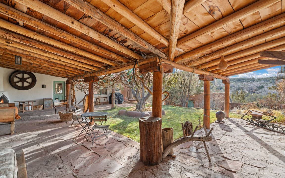 Historic Eastside House | 232 m² House ∙ 3 bedrooms ∙ 6 guests