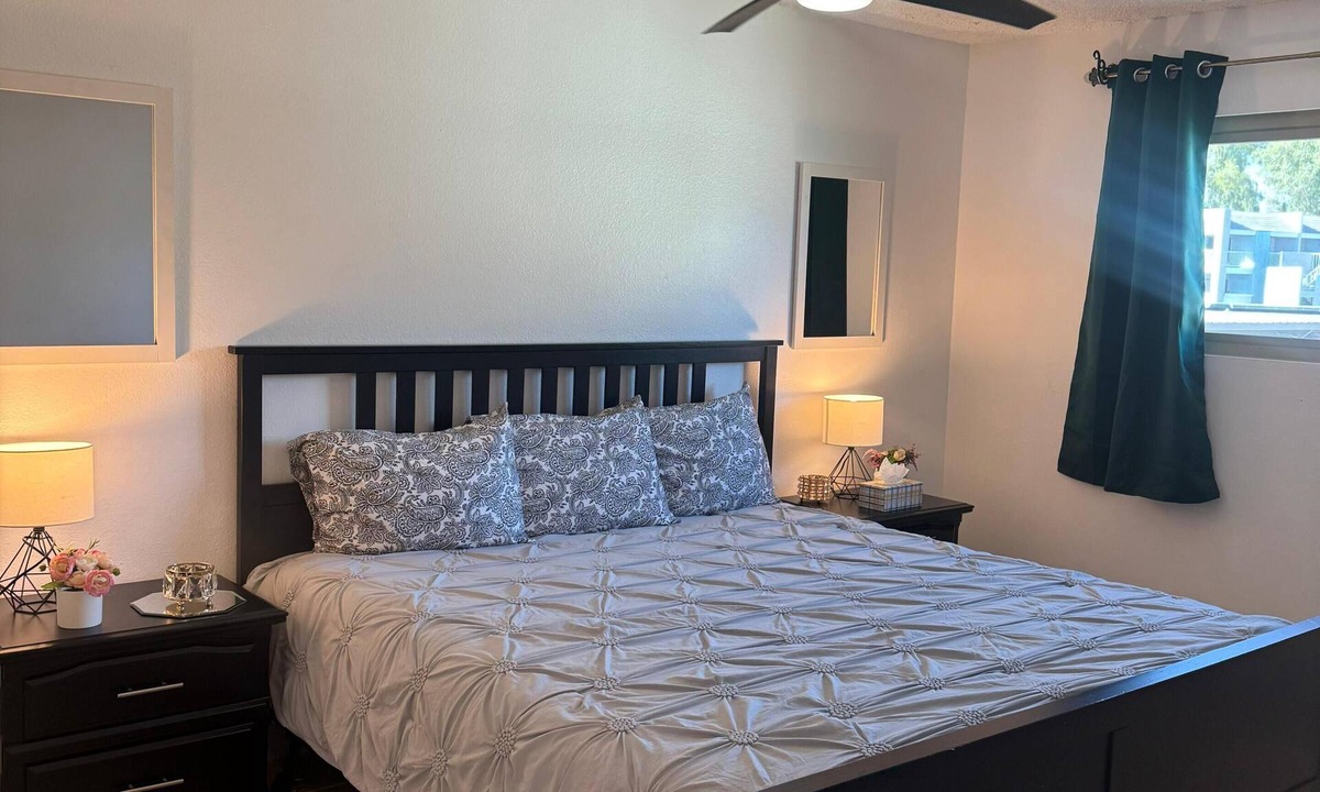 North Mountain Apartment | 2Bed1Bath Mostaccioli KingQueenBeds CentralPhoenix
