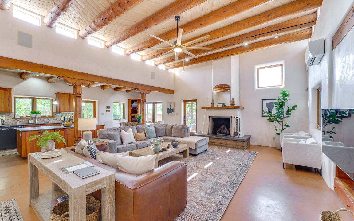 Taos House | 314 m² House ∙ 4 bedrooms ∙ 11 guests