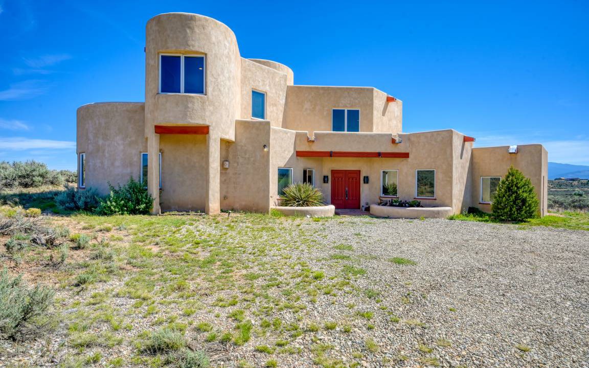 Ranchos De Taos House | 324 m² House ∙ 3 bedrooms ∙ 12 guests