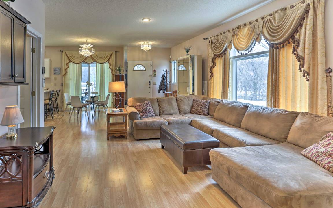 Eagan House | 334 m² House ∙ 6 bedrooms ∙ 16 guests