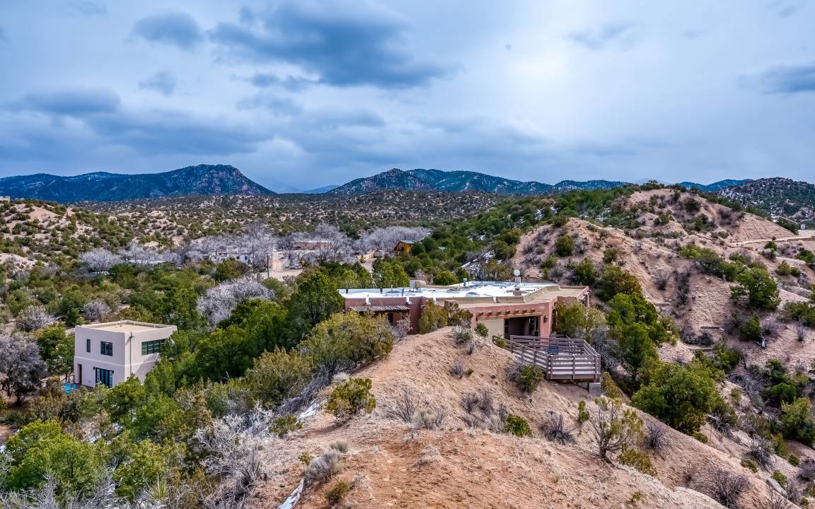Santa Fe House | 358 m² House ∙ 6 bedrooms ∙ 12 guests