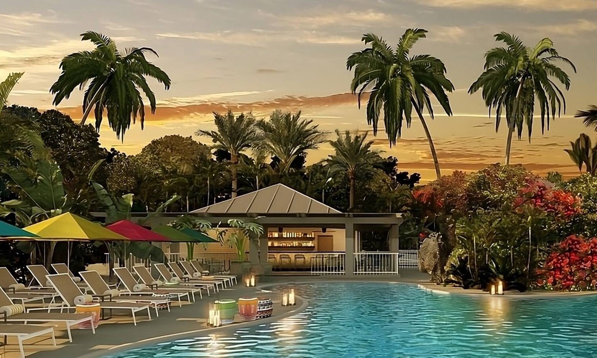 Rock Harbor Resort | 4 Junior Suite in Coconut Wing w/Resort Views