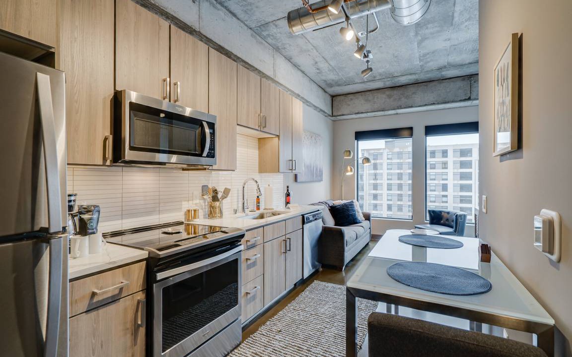 Warehouse District House | 42 m² Loft ∙ 4 guests