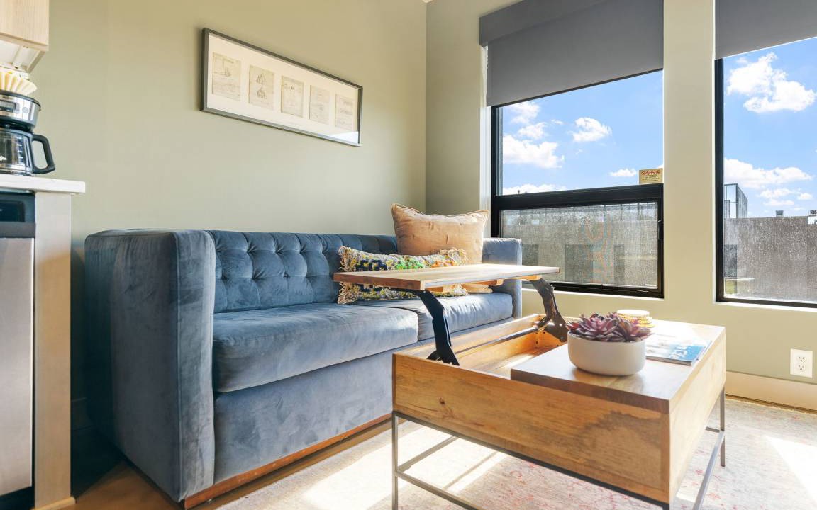 Warehouse District House | 42 m² Loft ∙ 4 guests