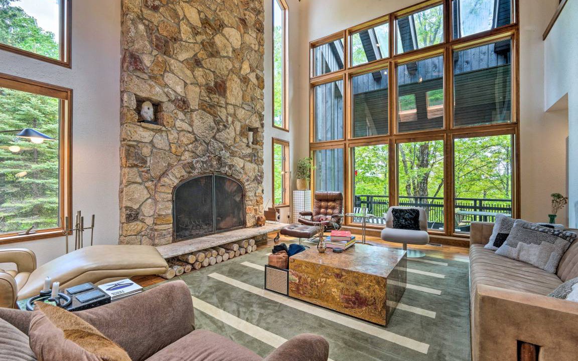 Plymouth House | 464 m² House ∙ 4 bedrooms ∙ 8 guests