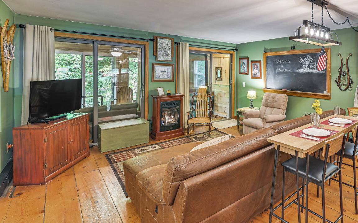 North Creek Cottage | 78 m² Cabin ∙ 2 bedrooms ∙ 6 guests