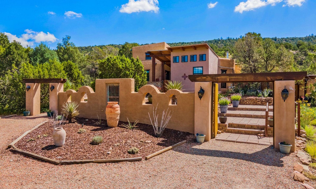 Canoncito House | 7thNtfree CasadeVaca III SantaFeAdobeCharm!