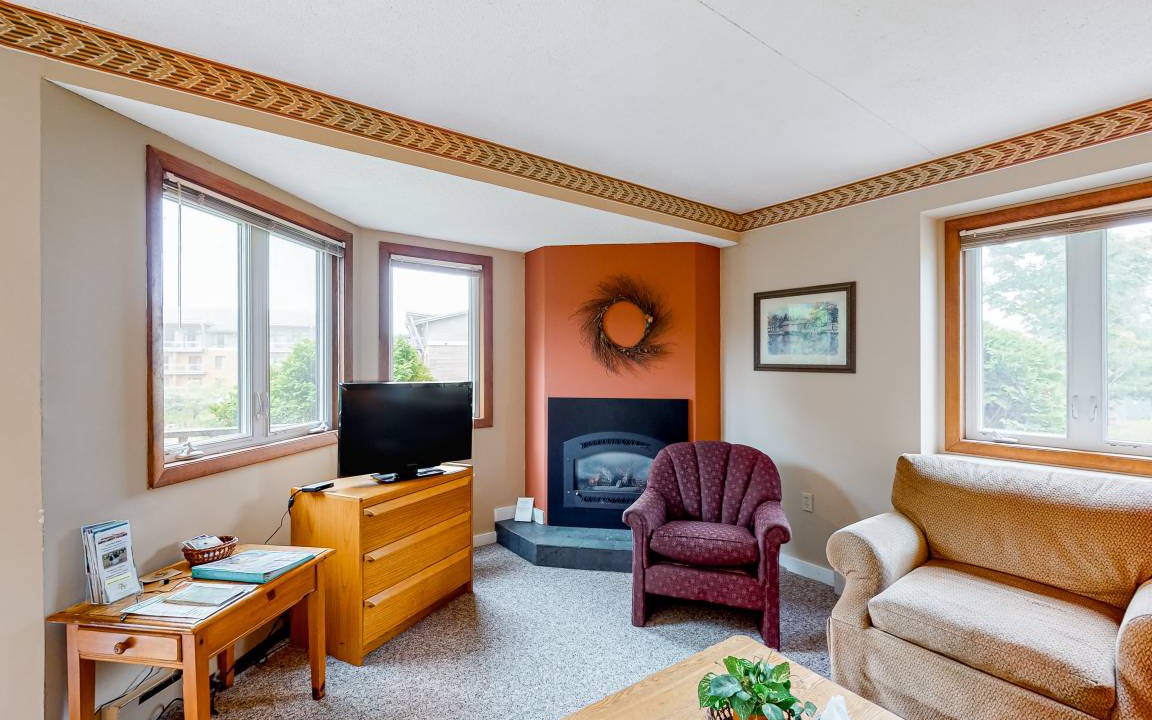 North Troy Condo | 84 m² Condo ∙ 2 bedrooms ∙ 4 guests