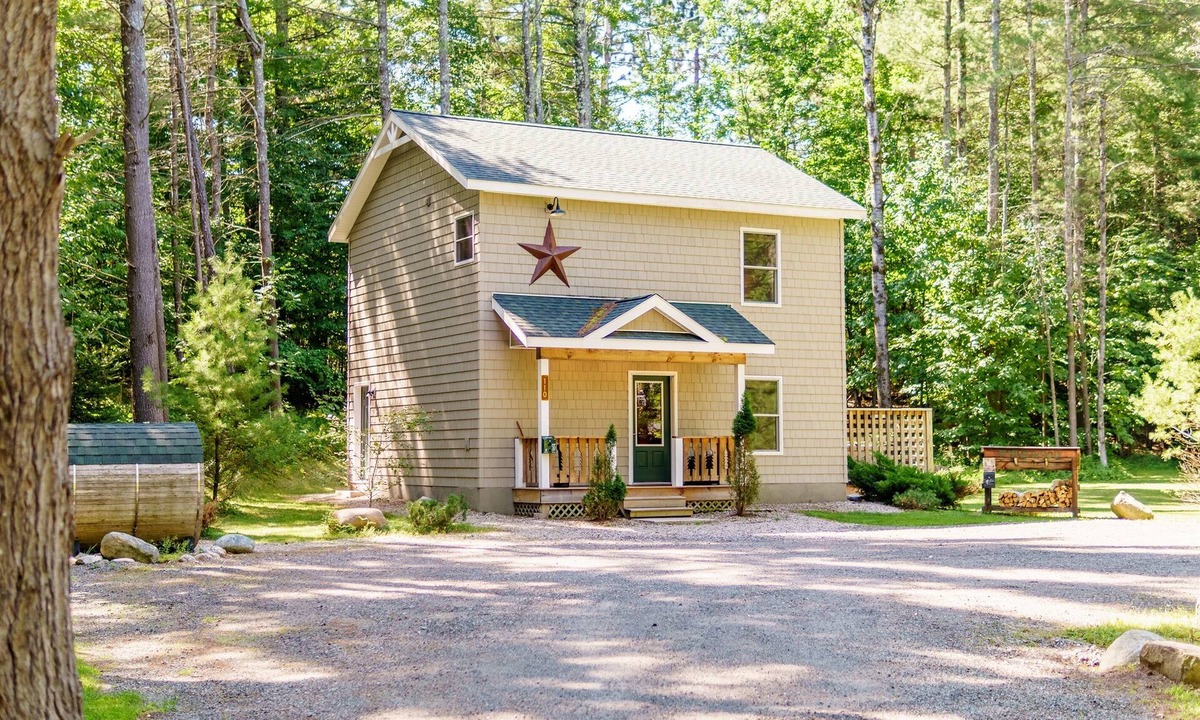 Wilmington House | Adirondack Retreat Near Whiteface and Lake Placid
