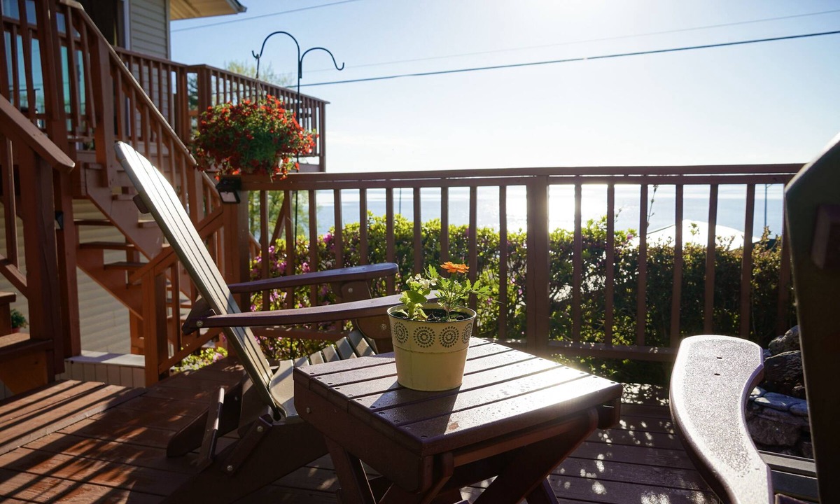 Port Douglass House | Adirondack Vacation Rental in Port Douglas, NY