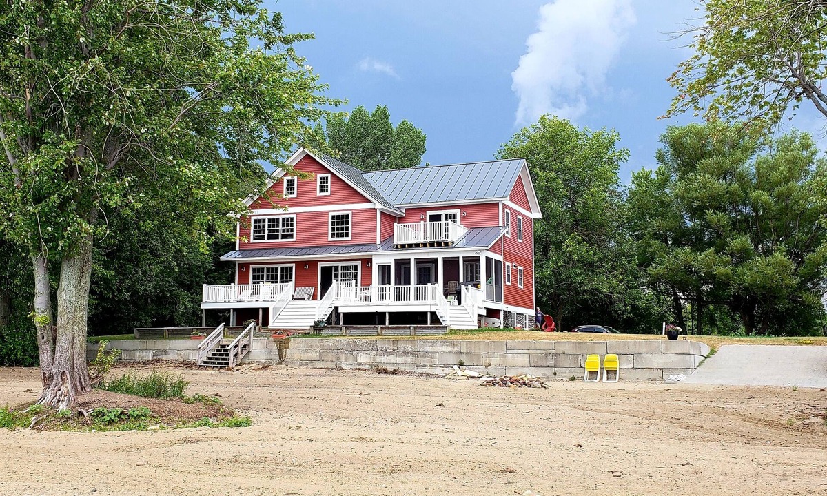 Alburg House | Alburgh Lake Front Rental - Luxurious Post & Beam