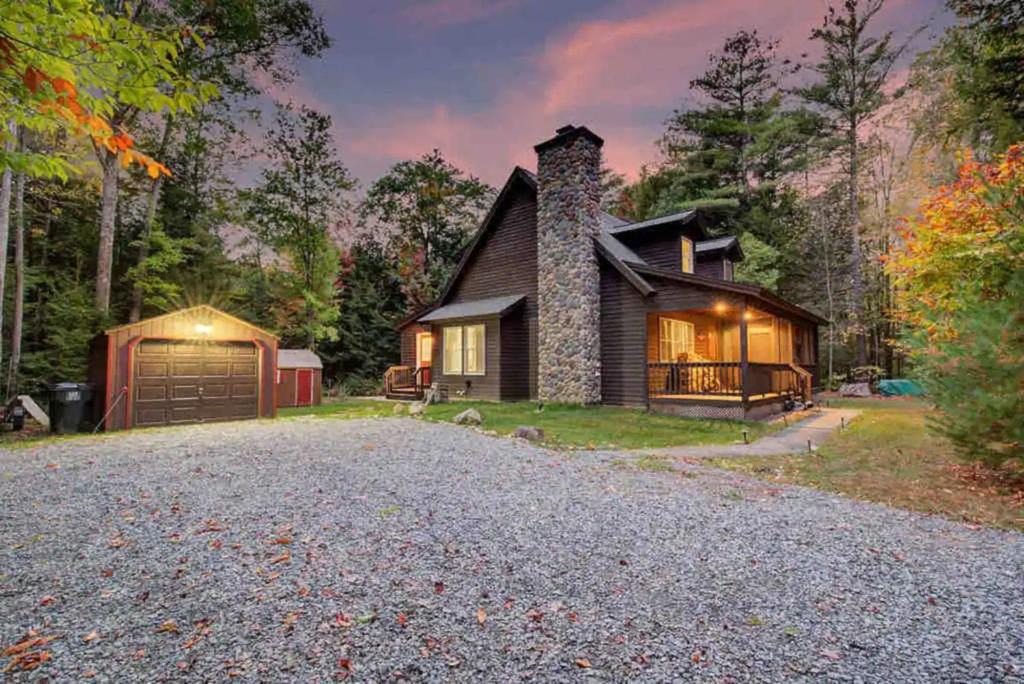 Diamond Point House | Amazing Acorn