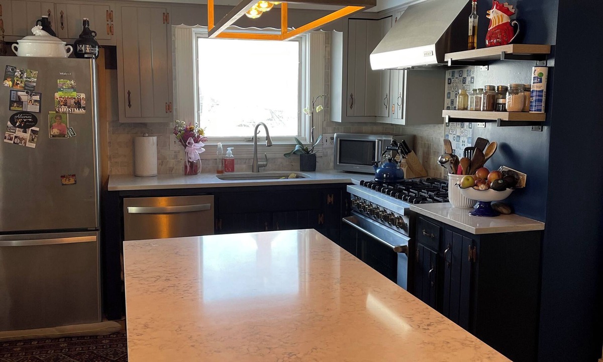 South End House | An antique, hundred year old colonial house with beautiful architectural details