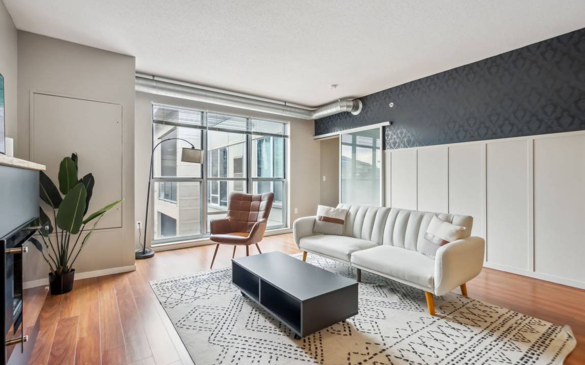 Mill District Apartment | Apartment ∙ 2 bedrooms ∙ 5 guests