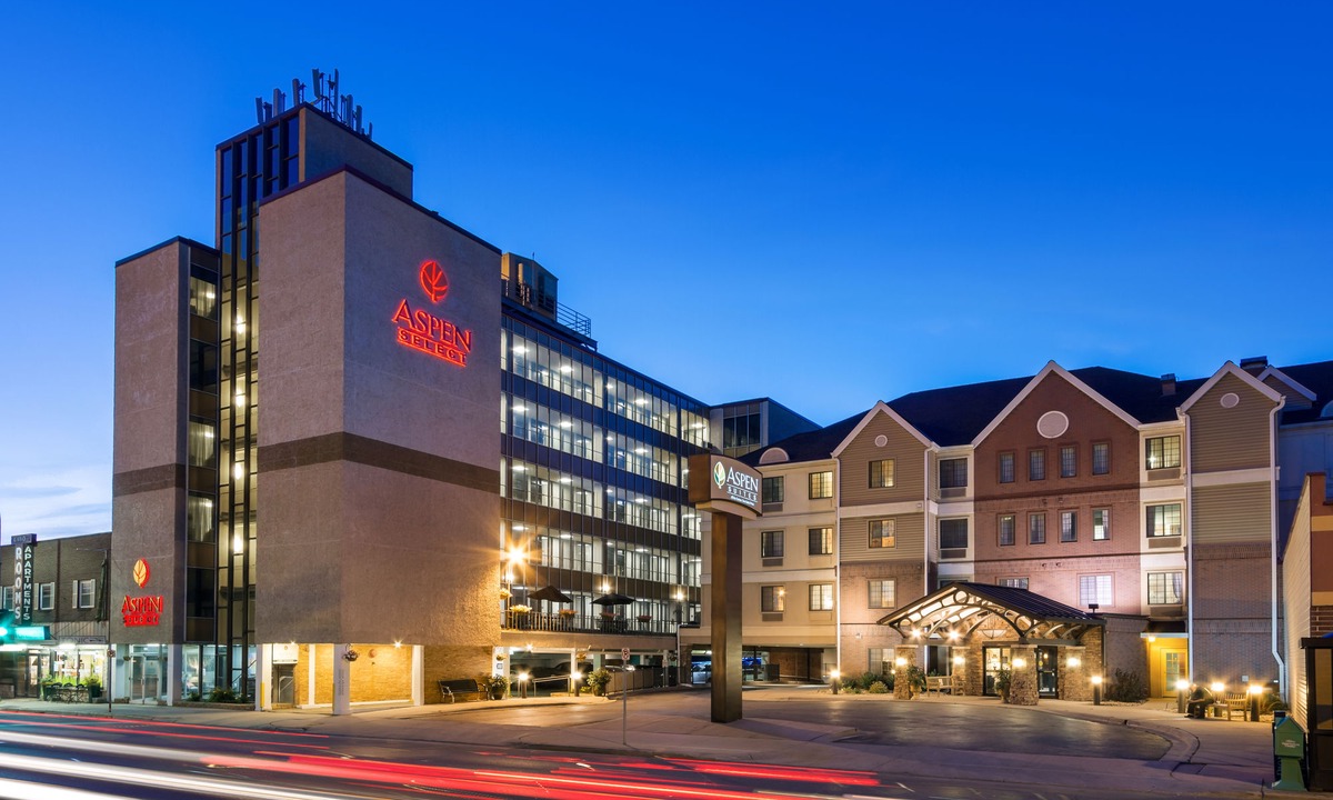 Kutzky Park Hotel | Aspen Select