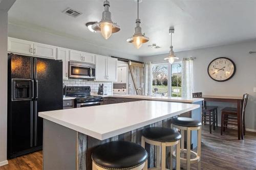 Stillwater House | Averys Place, Perfect Base for Games and Getaways