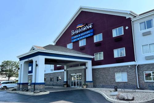 Baymont | Maxwell
