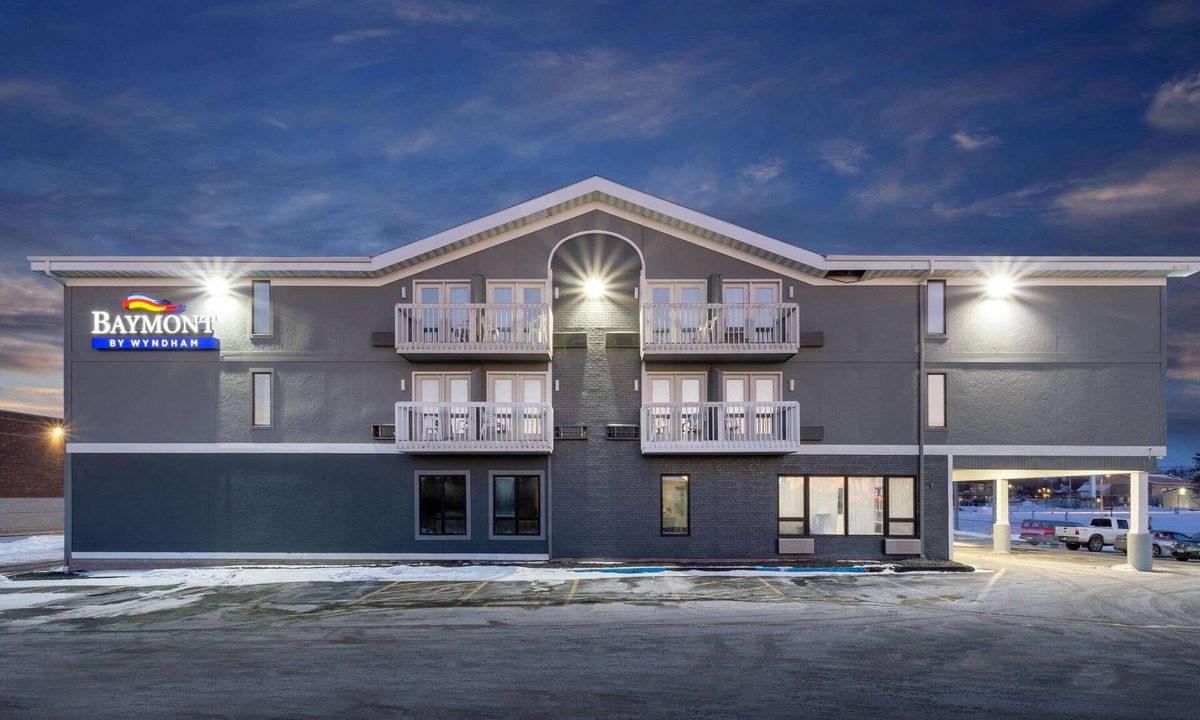 Rochester Hotel | Baymont by Wyndham Rochester Mayo Clinic Area