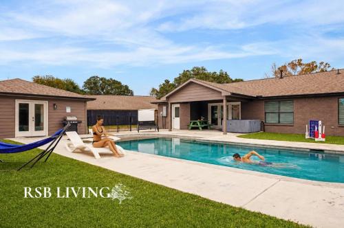 Westbury House | Beautiful 3BD 2BATH Comfortable Home In Houston