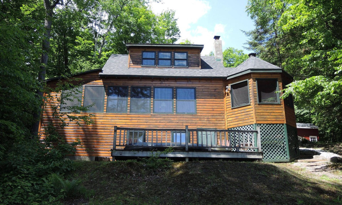 Wanakena House | Beautiful cabin on inlet to Cranberry Lake in the peaceful Adirondack mountains.