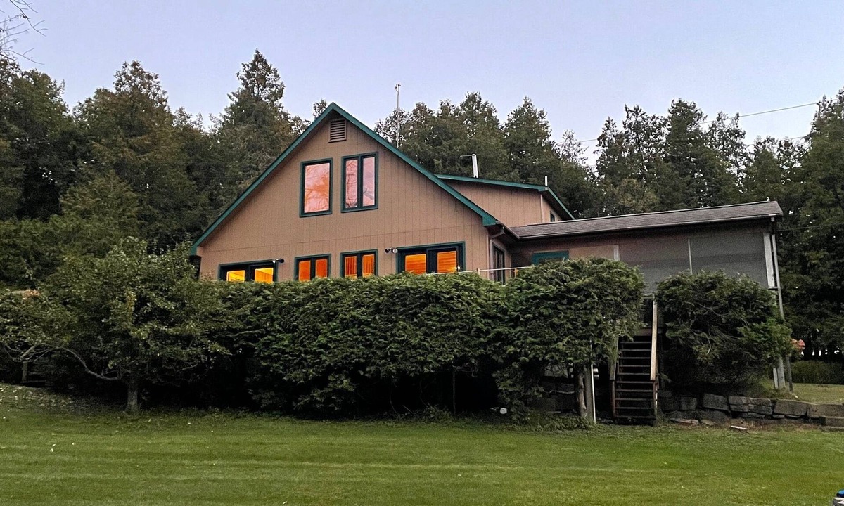 Willsboro House | Beautiful lake front home with 200 feet of waterfront