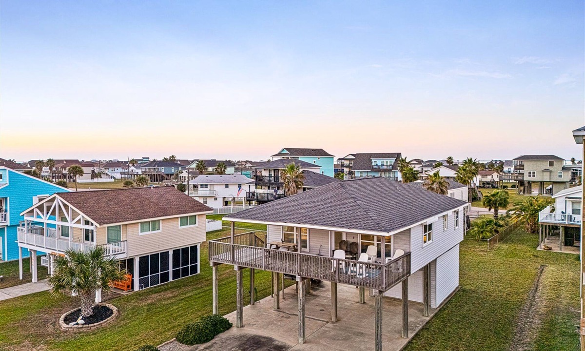 Terramar Beach House | Bee At The Beach - Steps from the beach!