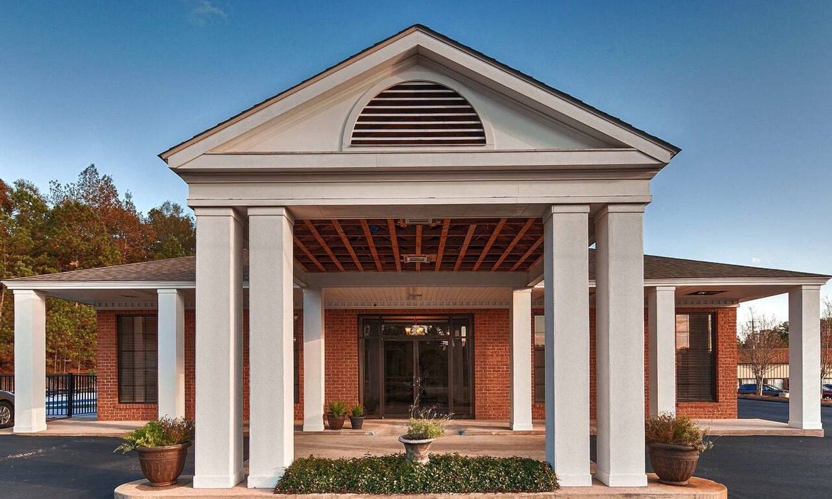Jackson Hotel | Best Western Suites