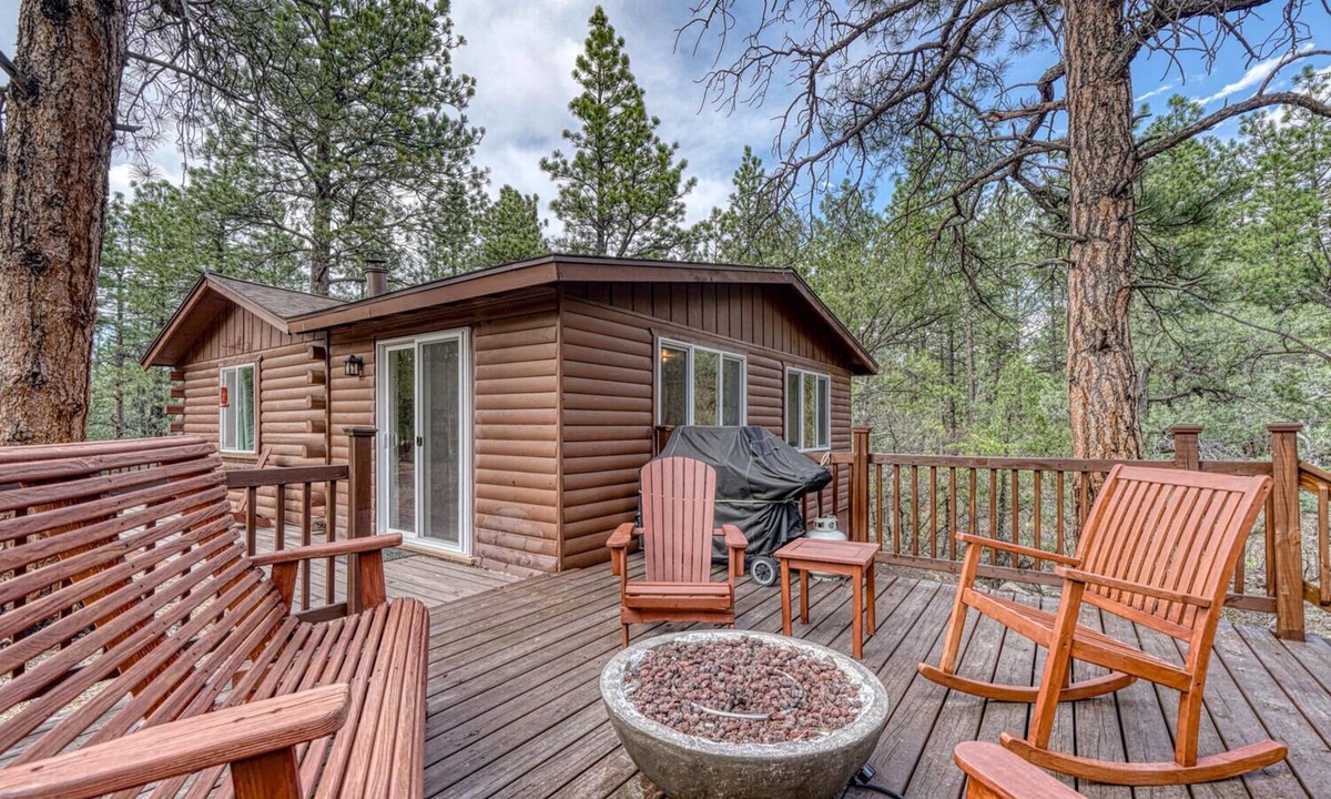 Howard Cabin | Buckskin Joe's Cabin
