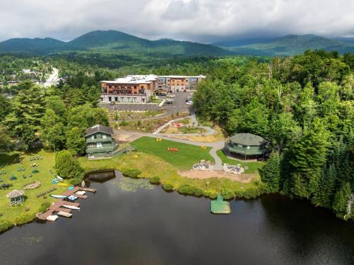 Lake Placid Hotel | Cambria Hotel Lake Placid - Lakeside Resort