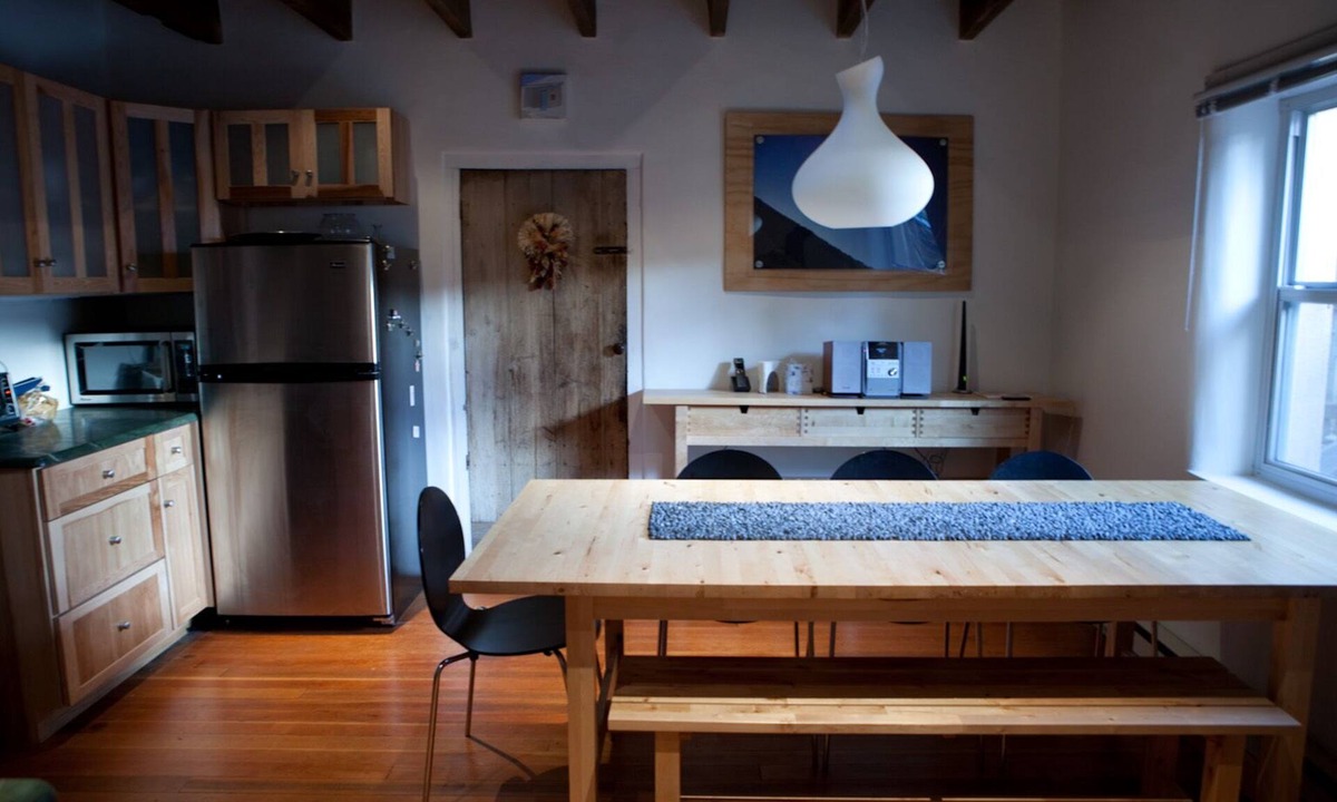 Abiquiu House | Casa de Artista located in the charming village of Abiquiu