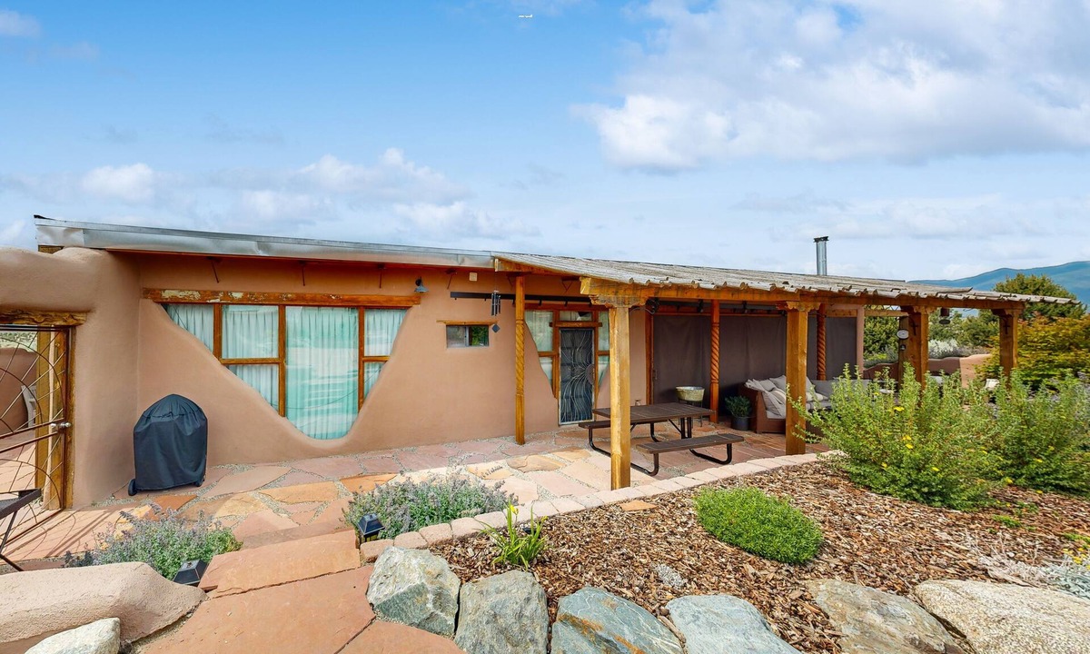 Taos House | Casa de Taos: Enchanting Retreat on 2.5 Acres w/Hot Tub & Stunning Views