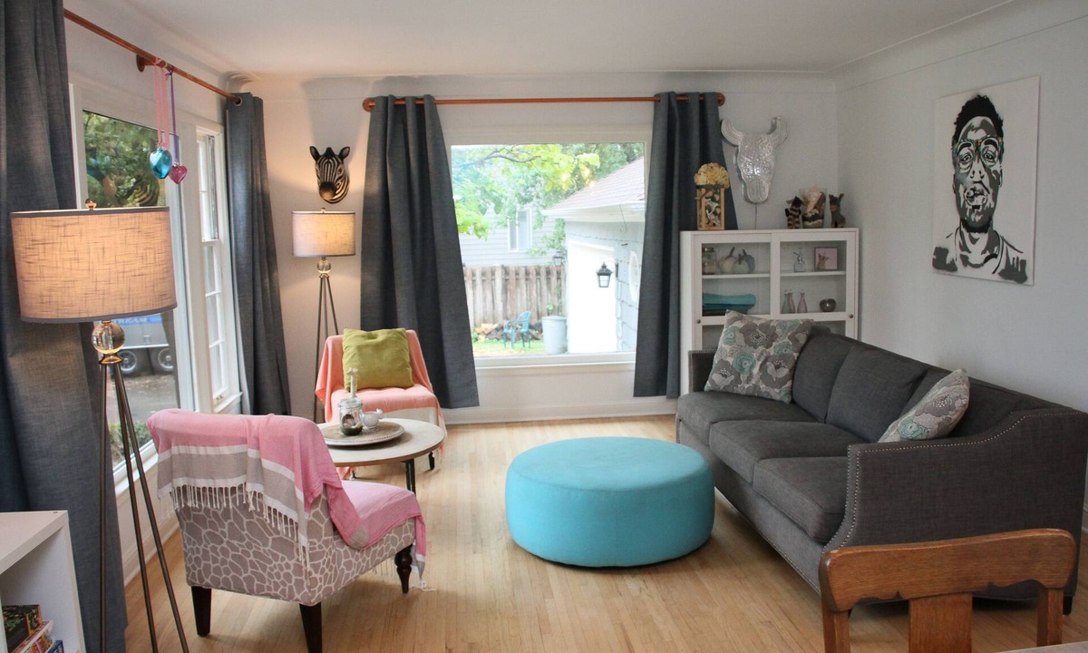 Golden Valley House | Casa Kelly (4-Bedroom Home) - Pets Allowed by RedAwning