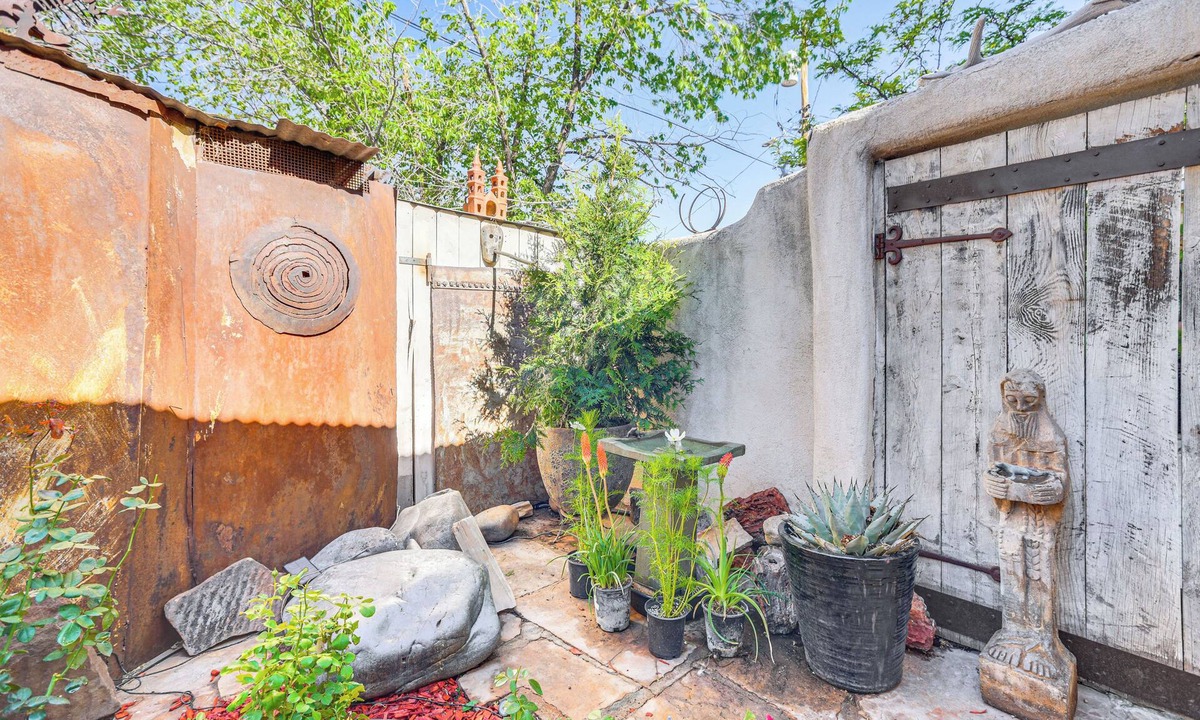 Northeast Santa Fe Apartment | Centrally Located Santa Fe Studio Near Town!