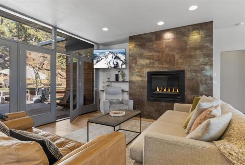 Westbrook Meadows House | Century Luxury Retreat in Bend OR
