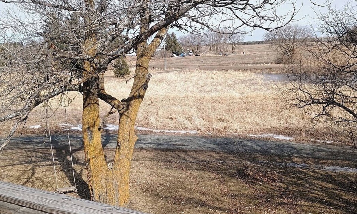 St Croix Falls Other | Charming 2-bedroom farmhouse upper level in peaceful Saint Croix Falls