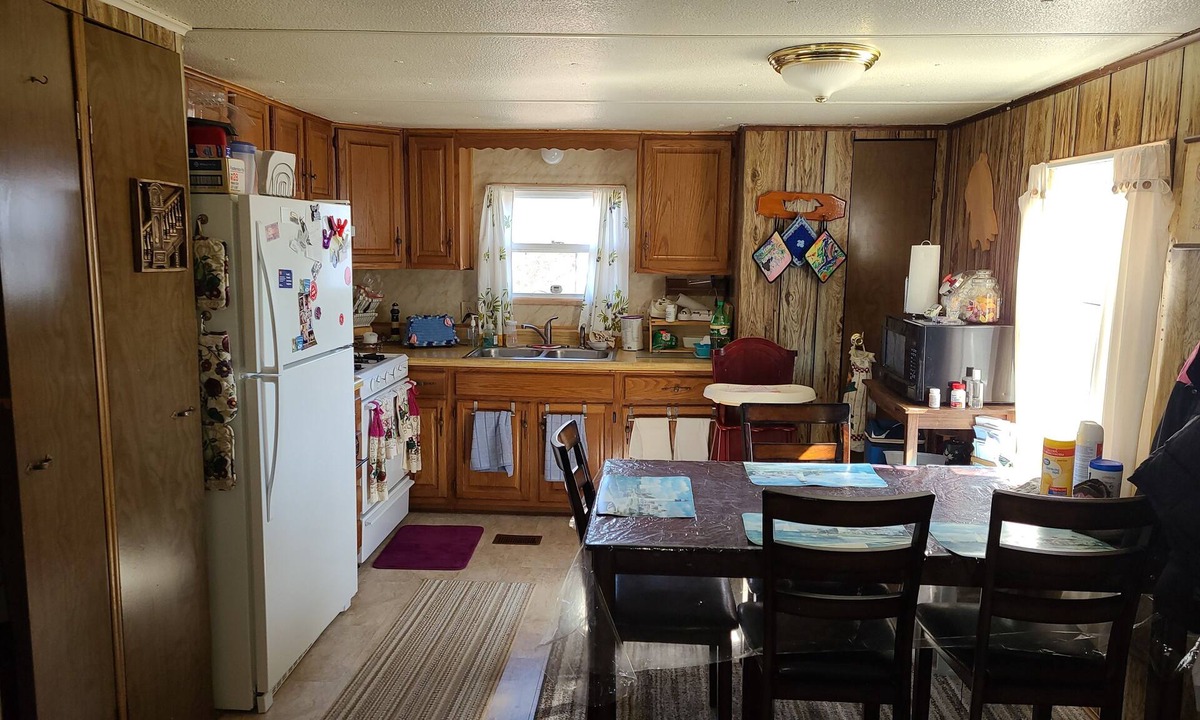 Ogdensburg Apartment | Charming 2 bedroom, family friendly apartment in quiet neighborhood, Ogdensburg