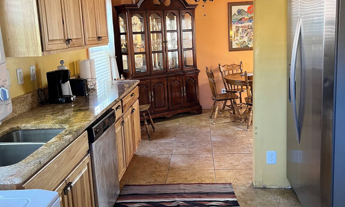 Historic Eastside House | Charming 2-bedroom house in lovely Santa Fe/walk to plazannnnn