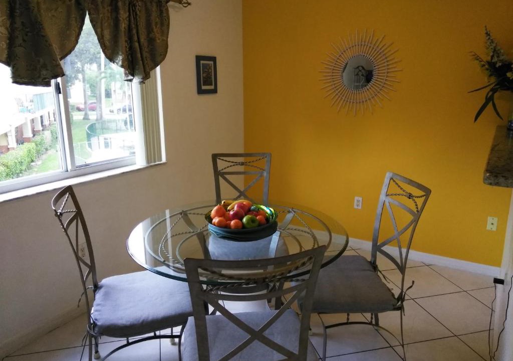 The Crossings Apartment | Charming Kendall Home
